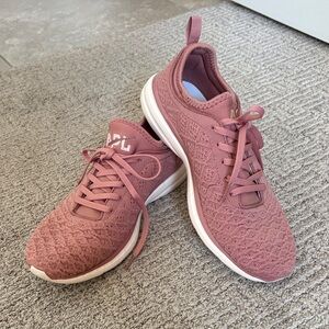 APL Women’s Knit Lace-Up Walking Sneakers - Dusty Rose